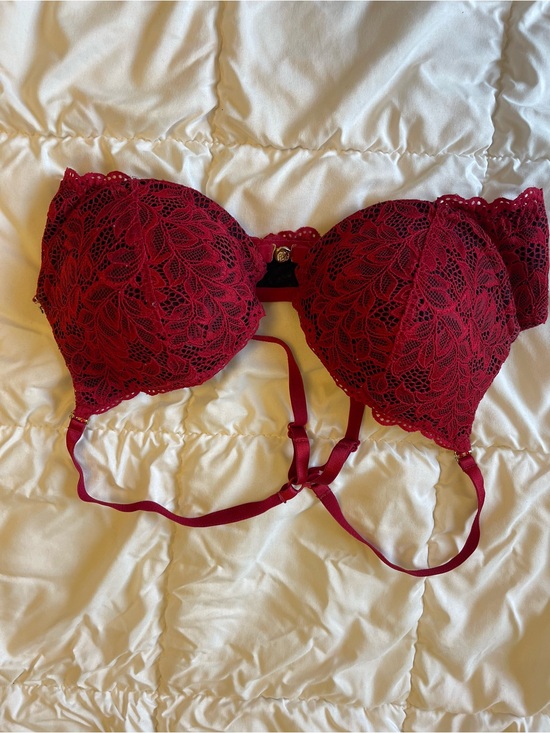 La Vie En Rose Other - Red Lace Bra - Women Intimates & Sleepwear